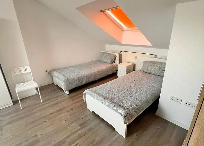 公寓 Monteurapartment Und Ferienapartment